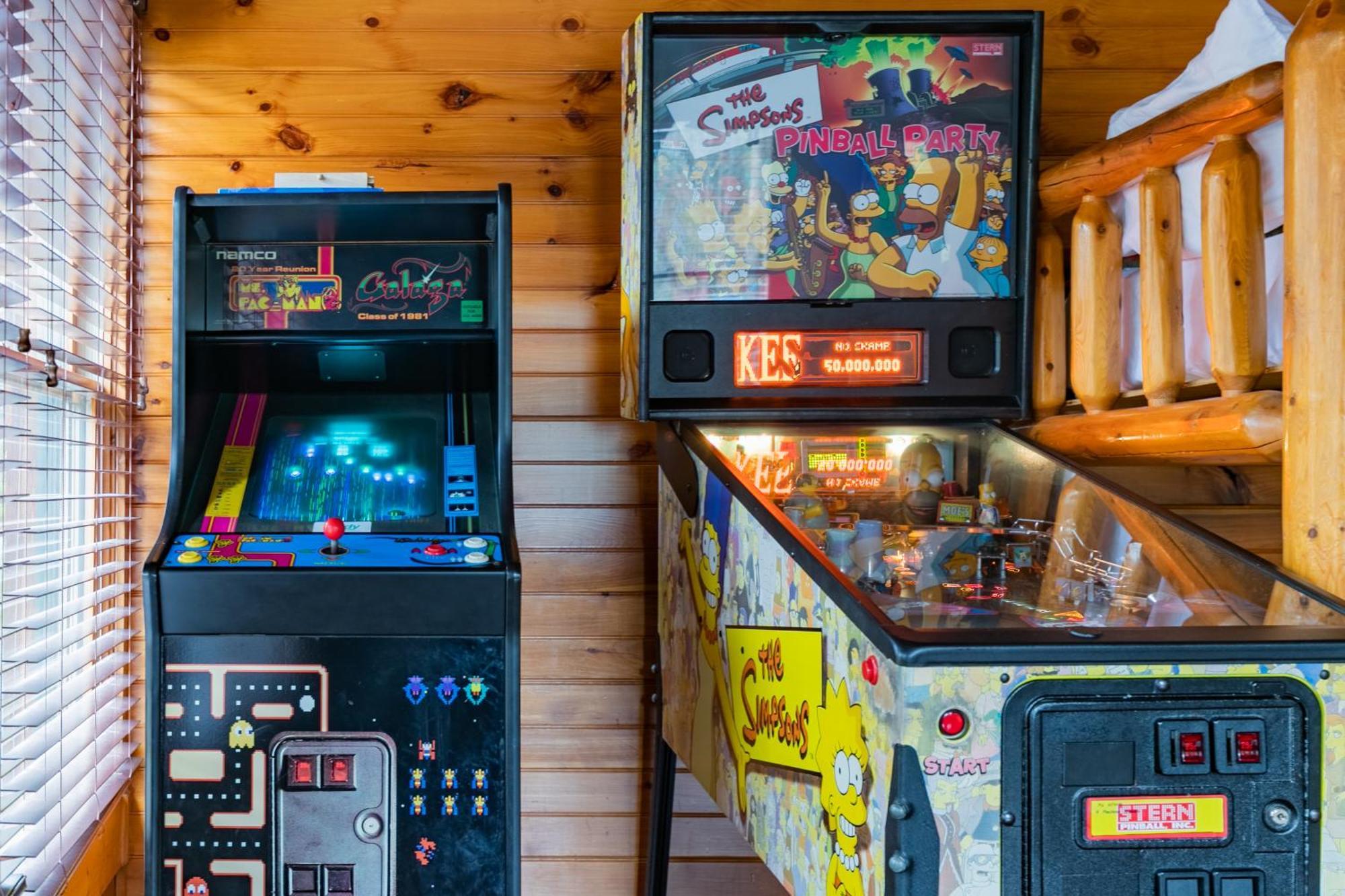 Spacious Resort Log Cabin, Easy Drive, Hot Tub, Arcade Gameroom, Mountain Vibe Gatlinburg Eksteriør billede
