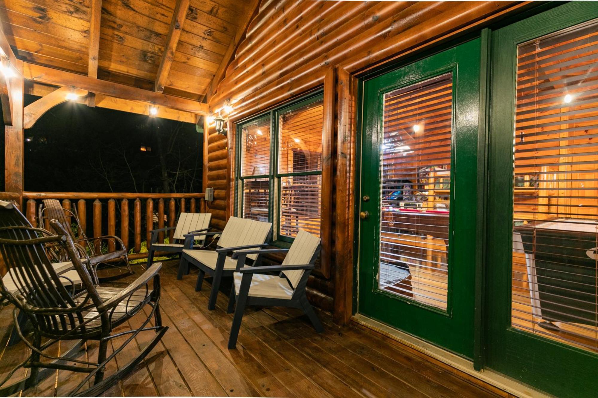 Spacious Resort Log Cabin, Easy Drive, Hot Tub, Arcade Gameroom, Mountain Vibe Gatlinburg Eksteriør billede