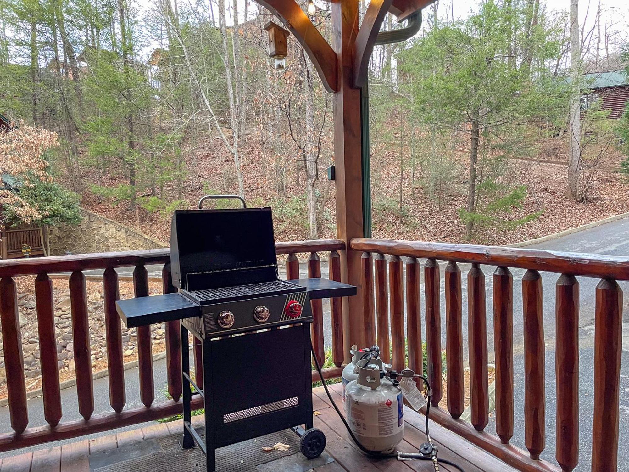Spacious Resort Log Cabin, Easy Drive, Hot Tub, Arcade Gameroom, Mountain Vibe Gatlinburg Eksteriør billede